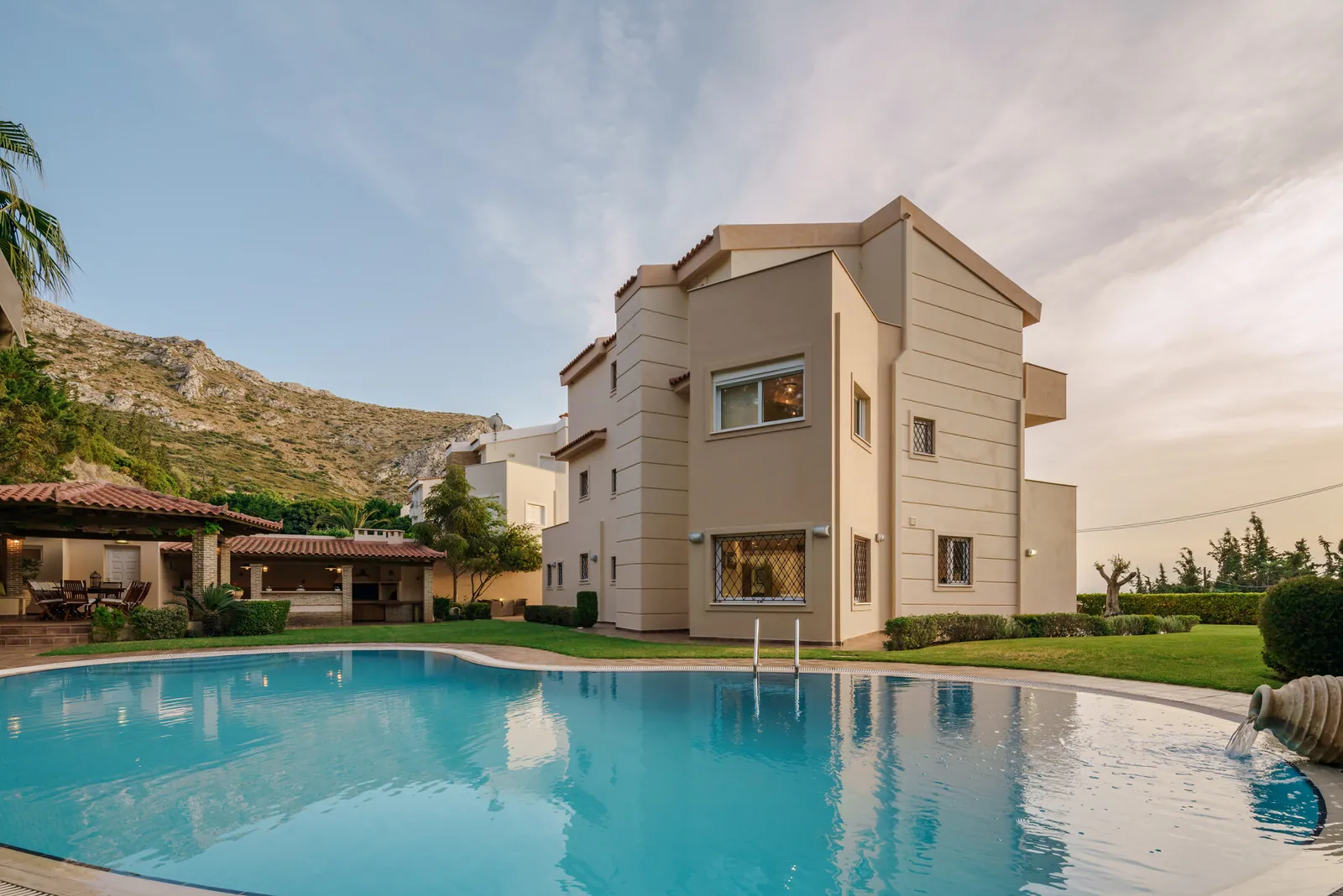 Villa 435 m² in Attica - 2