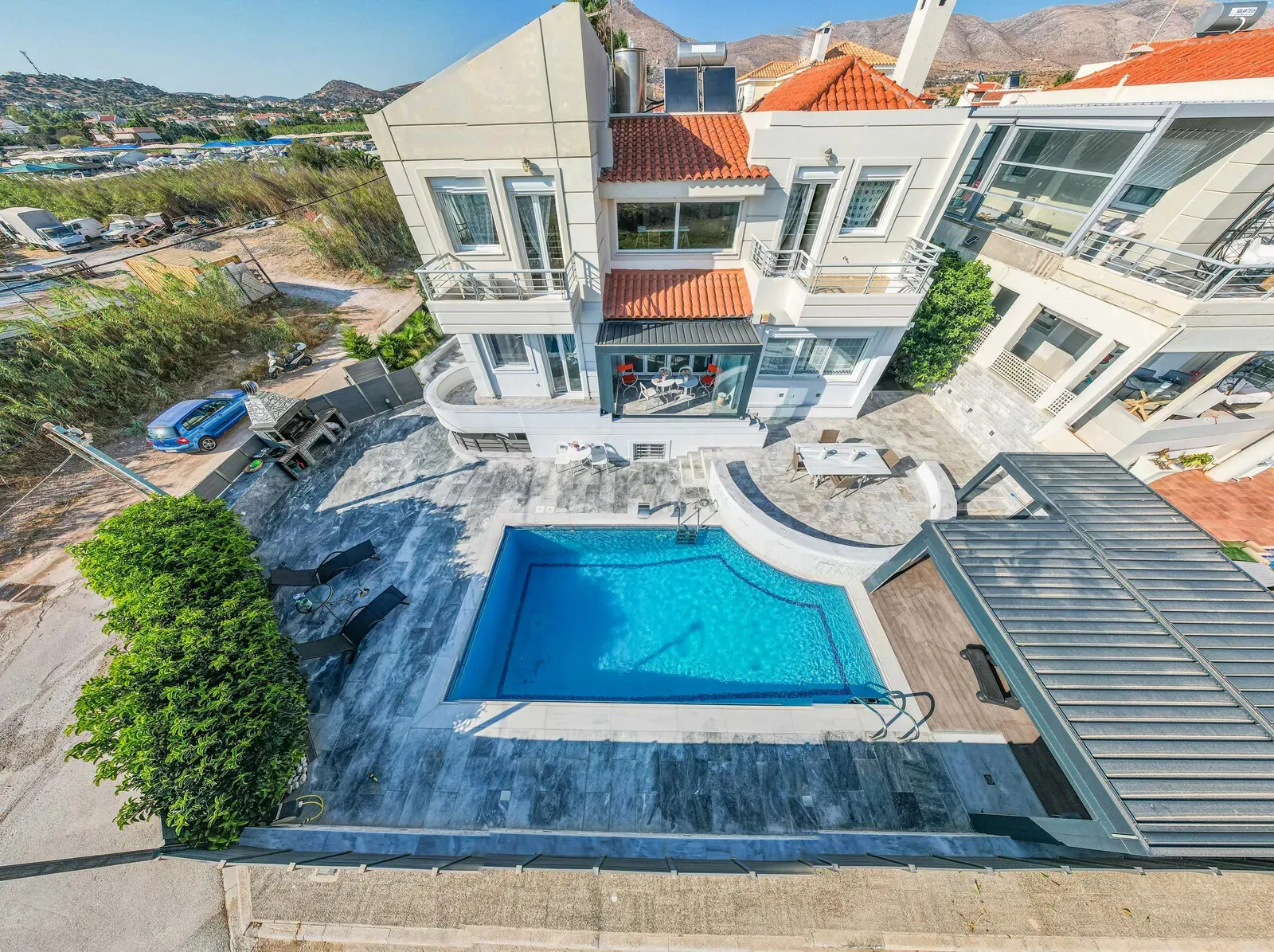 Villa 384 m² in Attica - 2