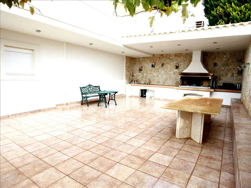 Villa 420 m² in Central Greece - 2