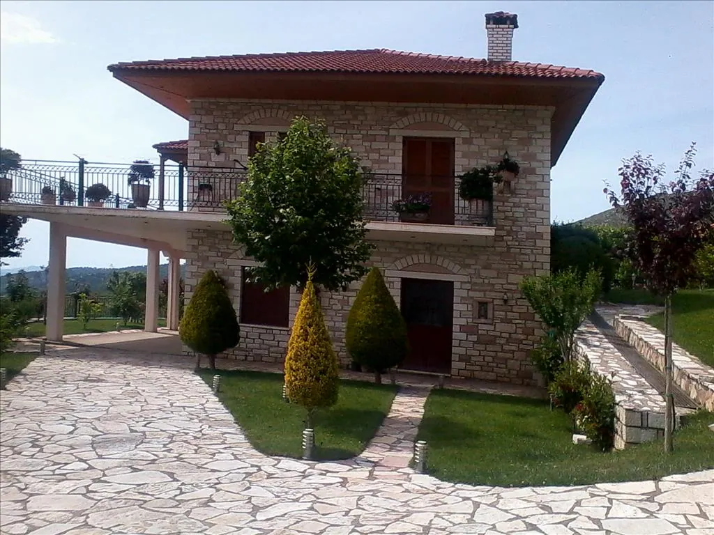 Villa 190 m² in Central Greece - 3