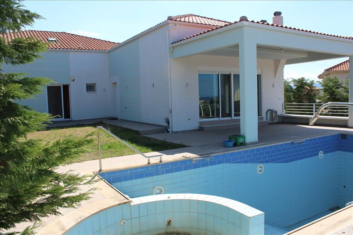 Villa 580 m² in Central Greece - 3