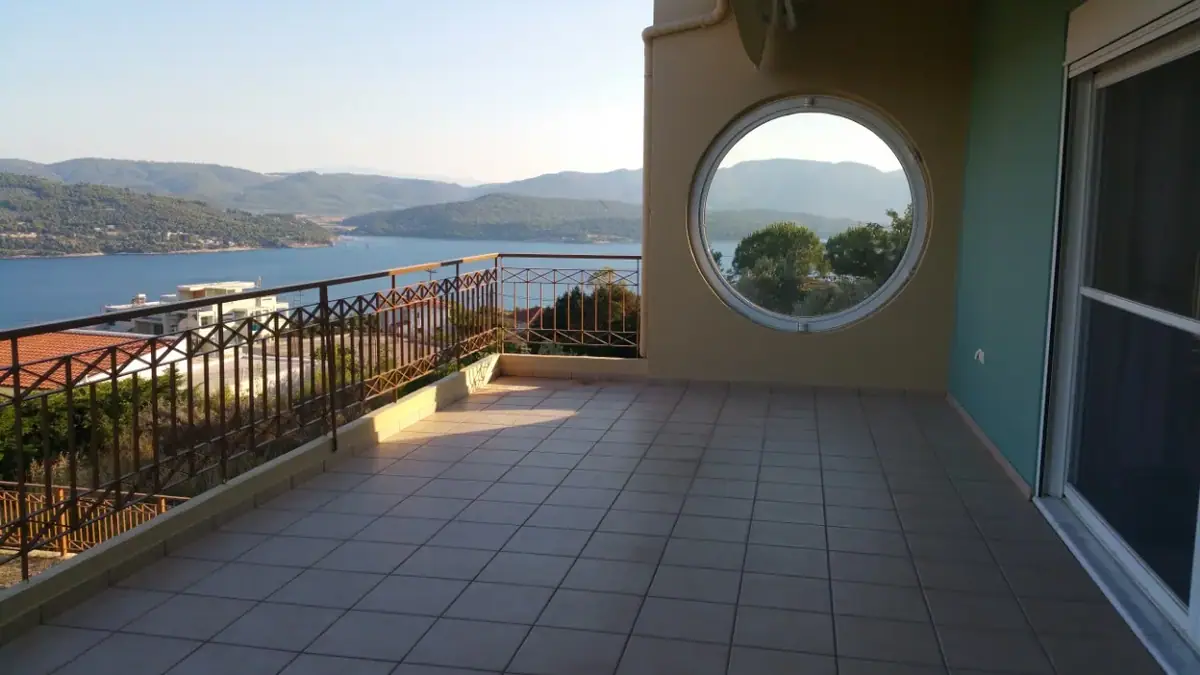Villa 380 m² in Central Greece - 2