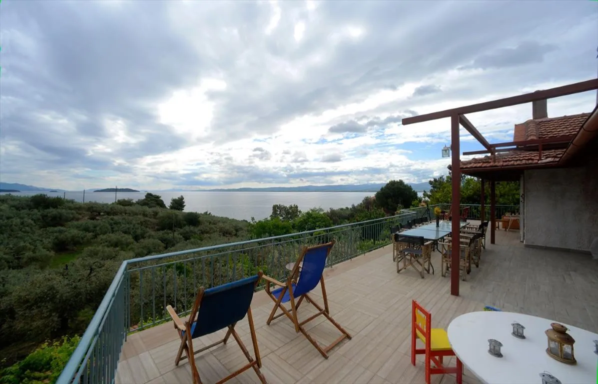 Villa 250 m² in Central Greece - 3