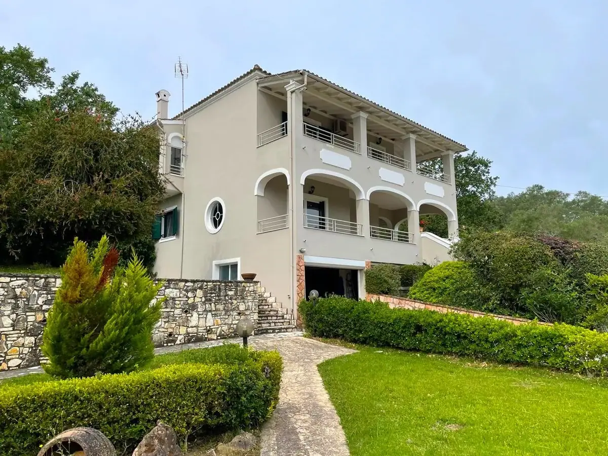 Villa 240 m² in Corfu - 3