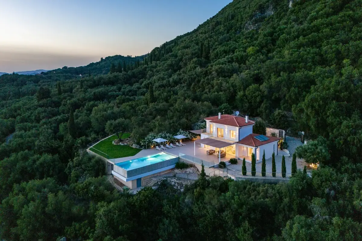 Villa 220 m² in Corfu - 2