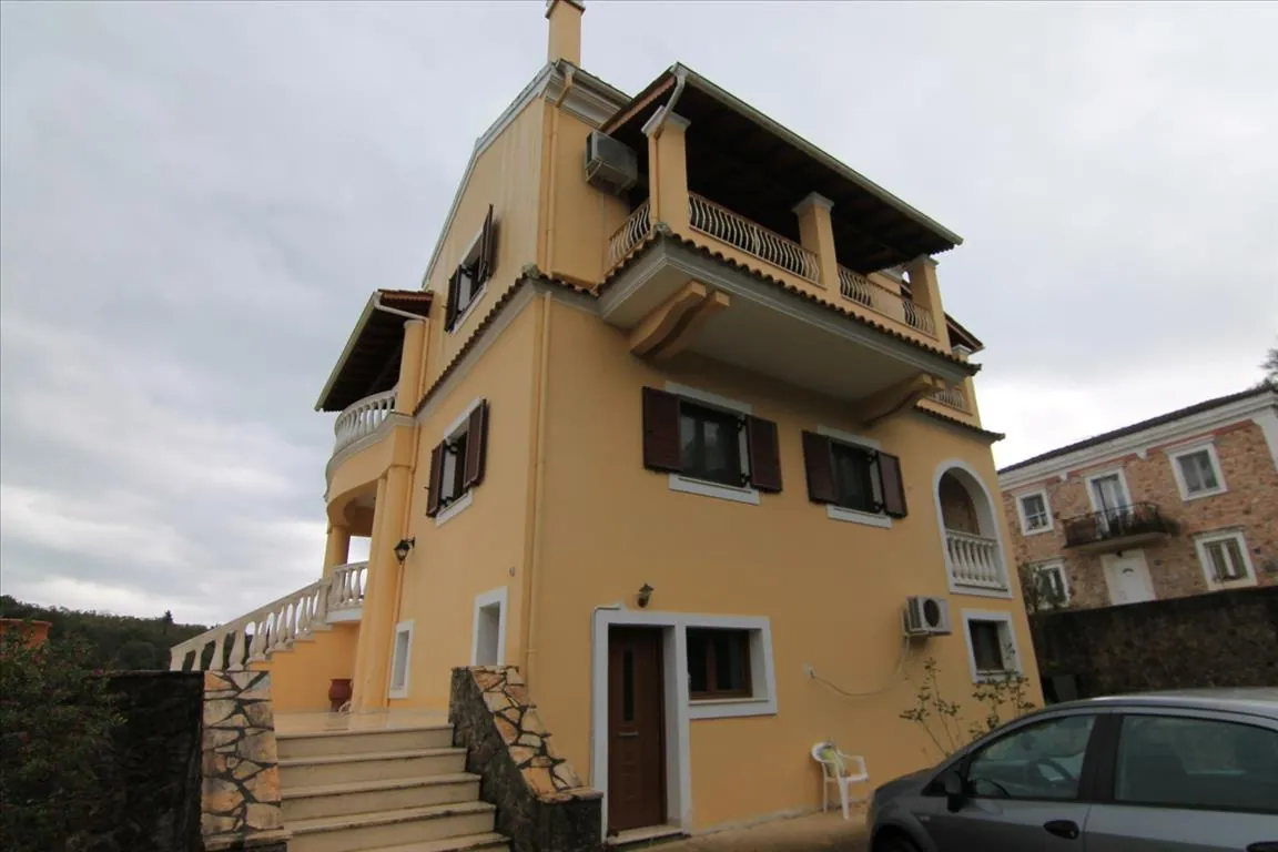 Вилла 350 м² в Корфу
