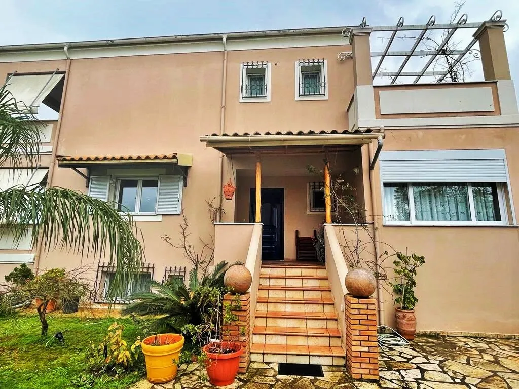 Villa 257 m² in Corfu - 4