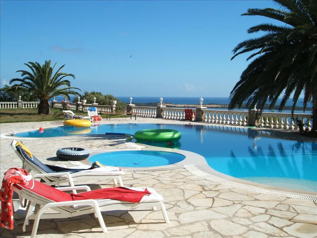 Villa 360 m² in Corfu - 2