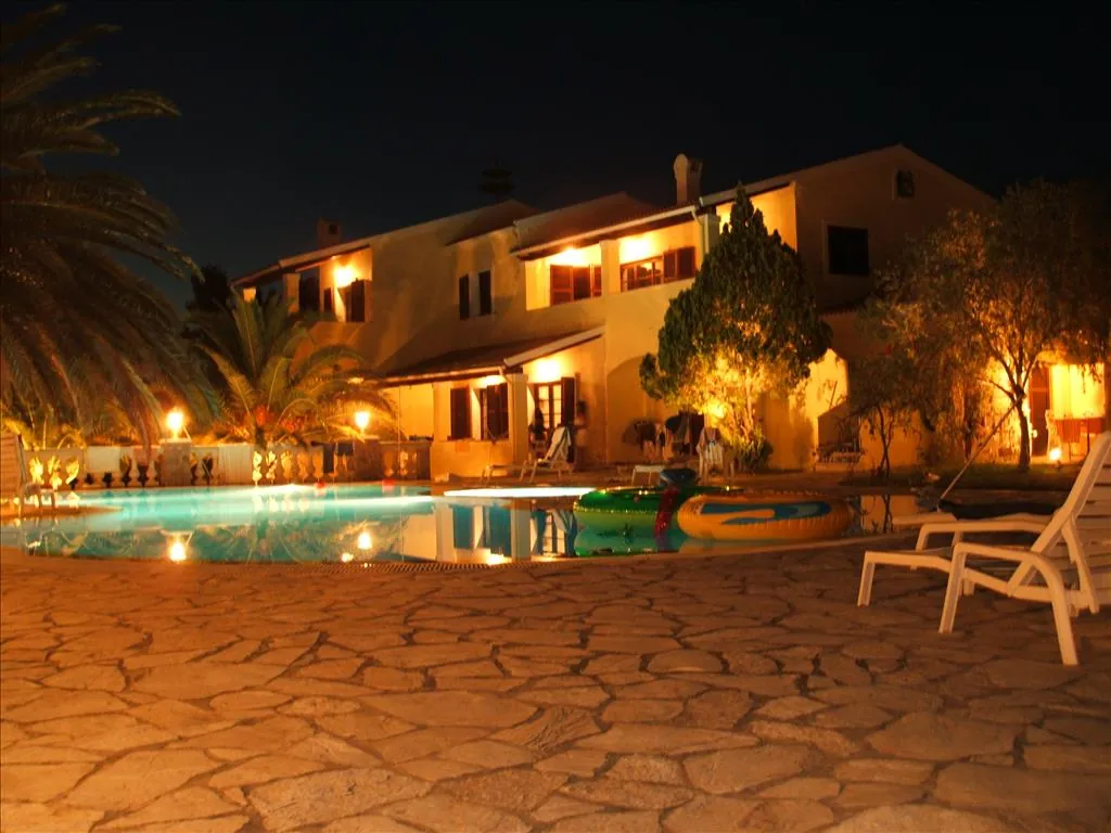 Villa 360 m² in Corfu - 3
