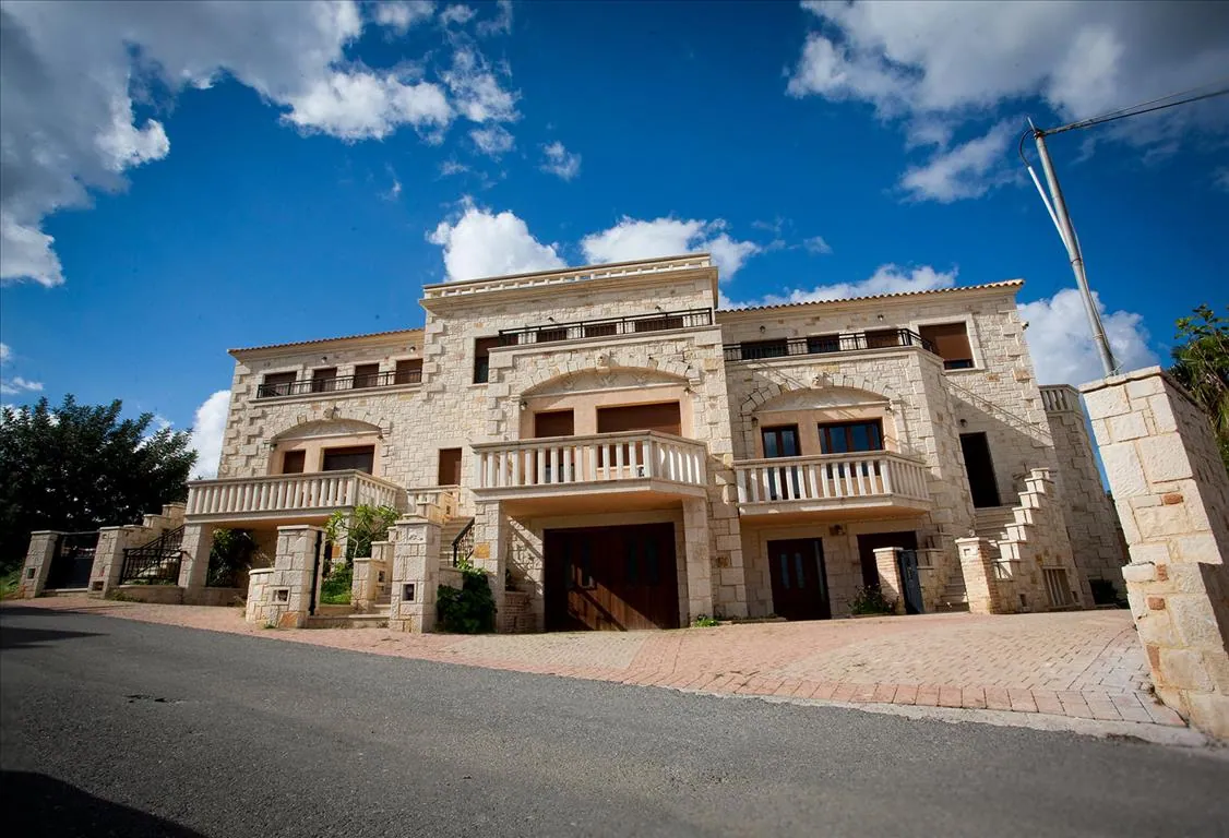 Villa 250 m² in Crete