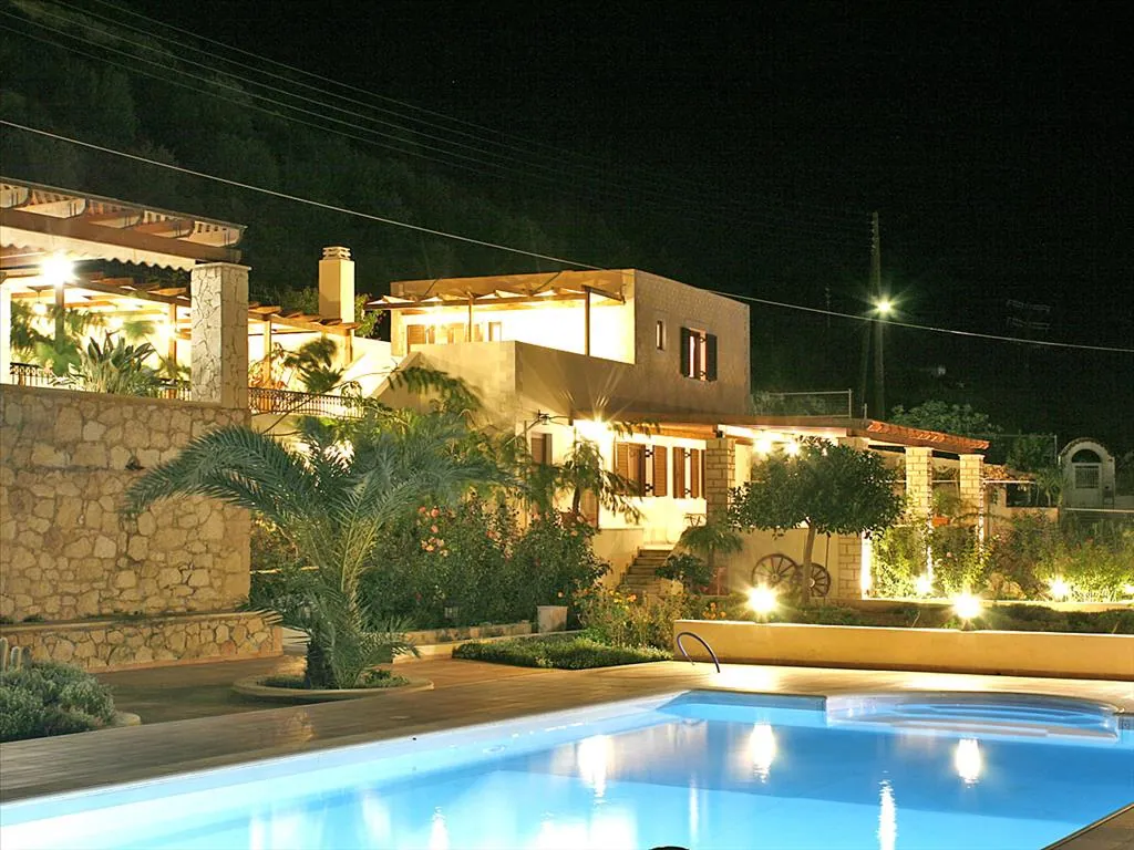 Villa 288 m² in Crete