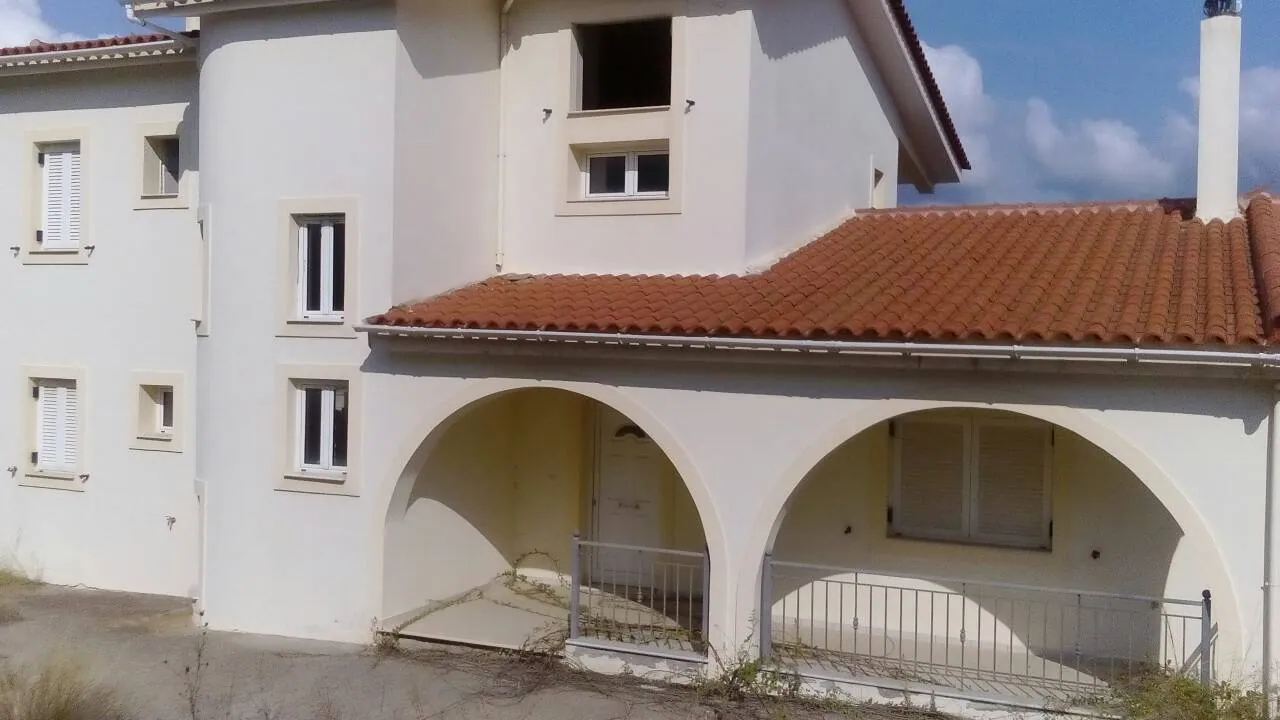 Villa 400 m² in Evia - 2