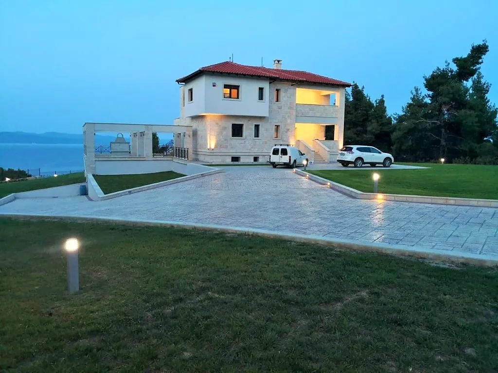 Villa 600 m² in Halkidiki