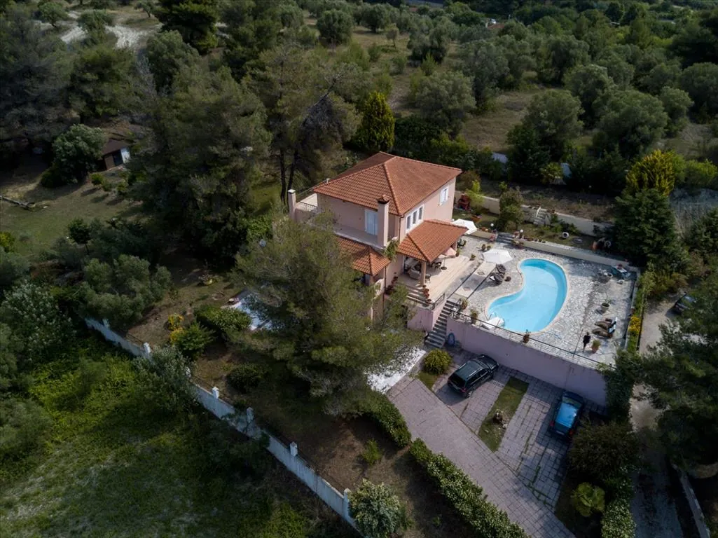 Villa 360 m² in Halkidiki - 4