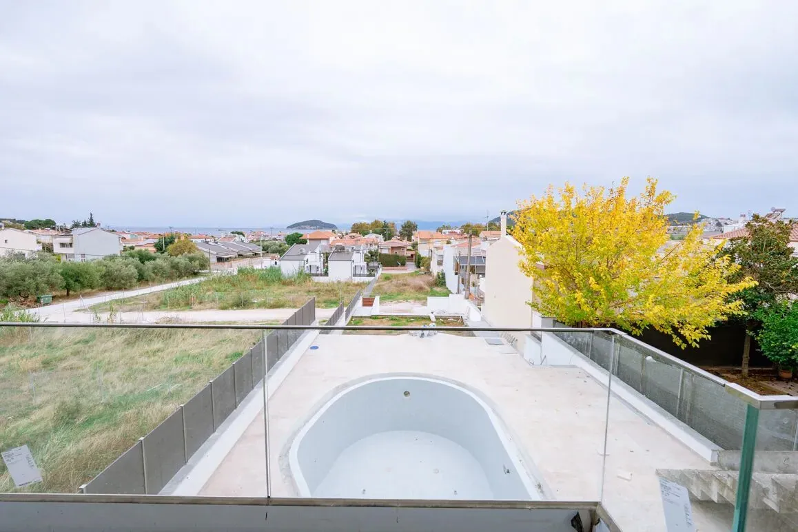 Villa 350 m² in Kavala suburbs