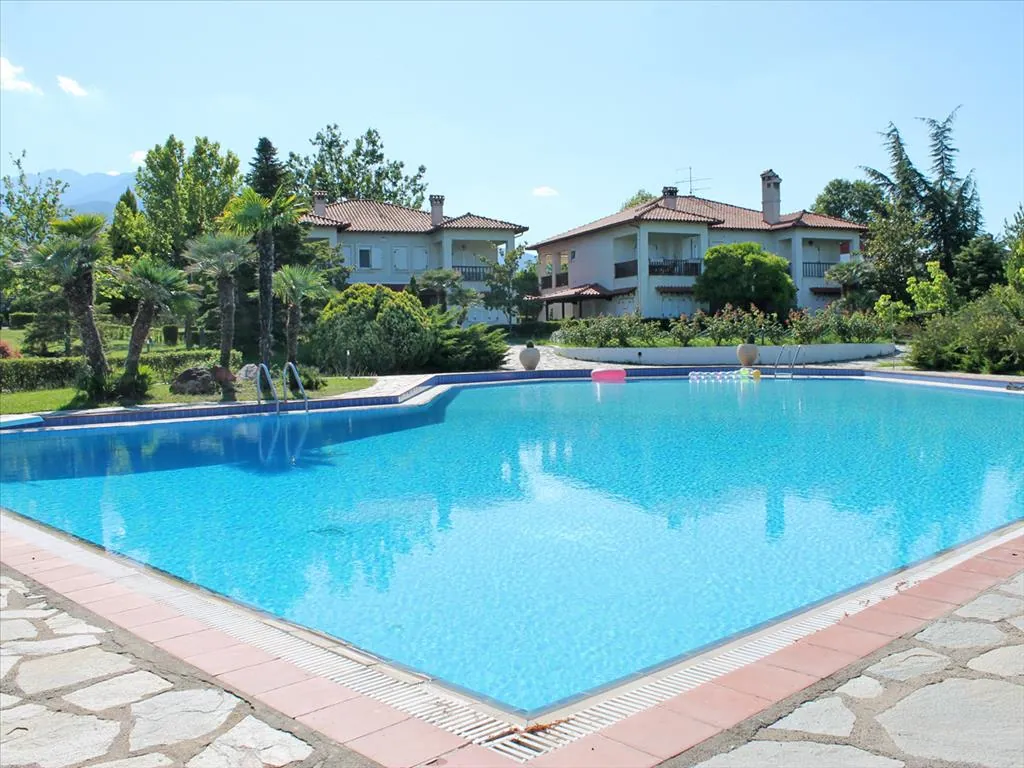 Villa 550 m² in Olympic Riviera
