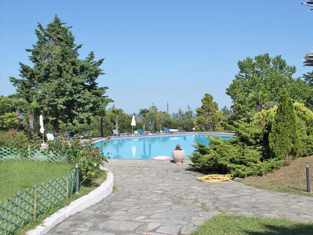 Villa 550 m² in Olympic Riviera - 4