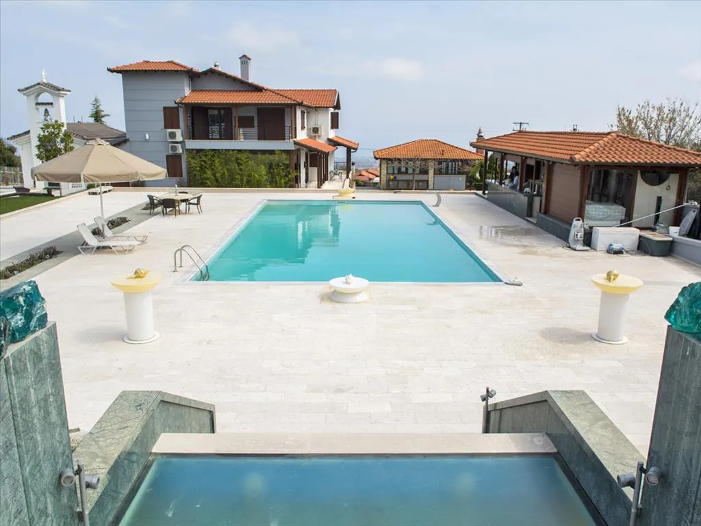Villa 624 m² in Olympic Riviera