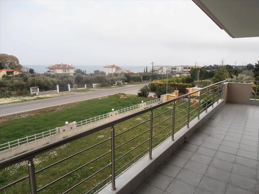 Villa 240 m² in Olympic Riviera - 5