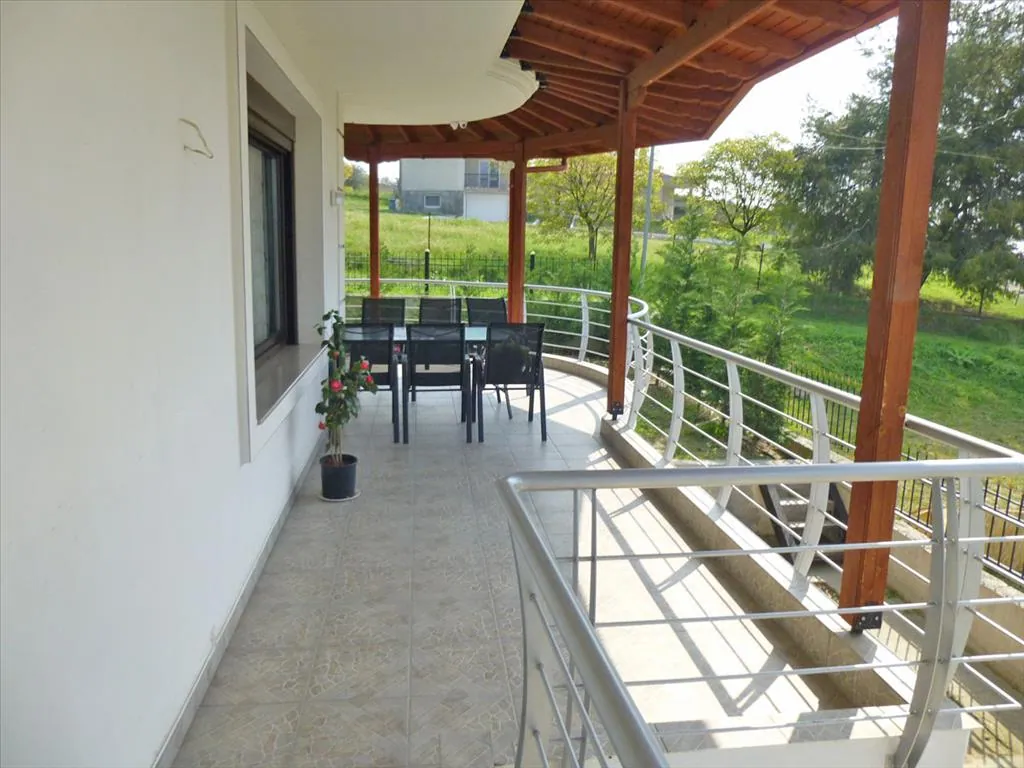 Villa 220 m² in Olympic Riviera - 3
