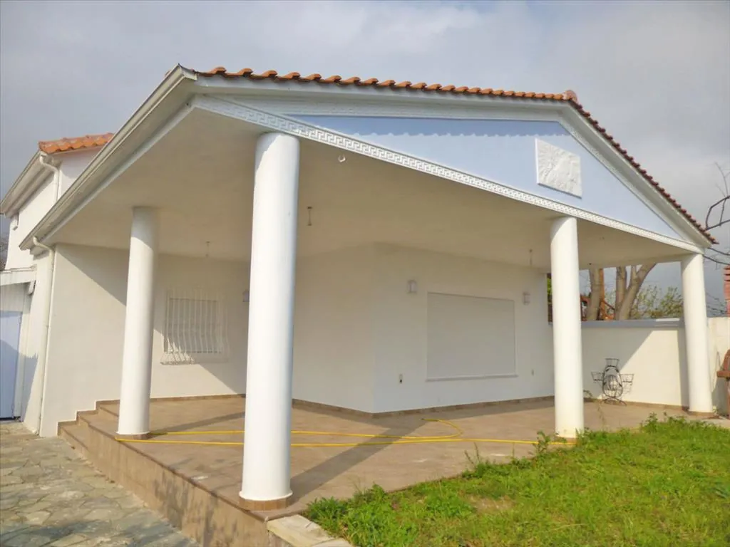 Villa 200 m² in Olympic Riviera