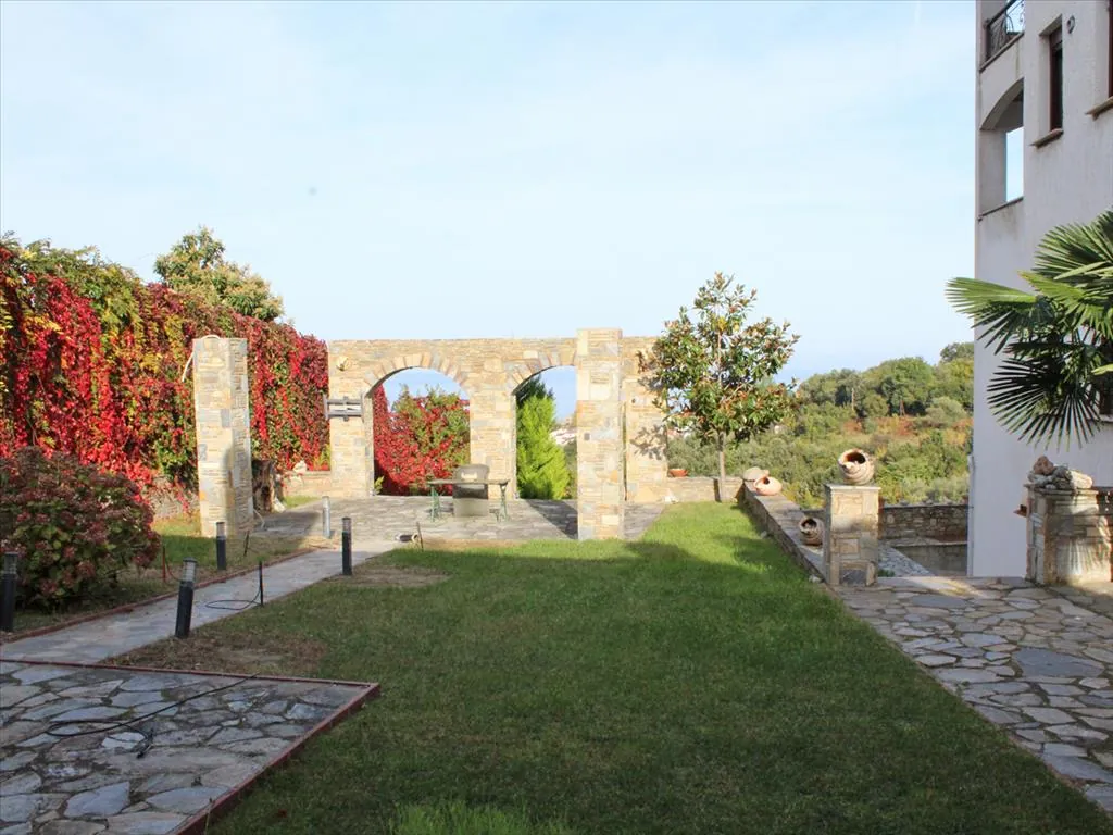 Villa 500 m² in Olympic Riviera - 5