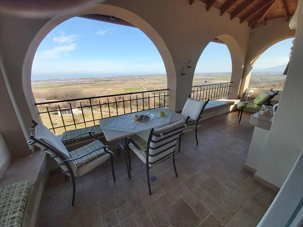 Villa 335 m² in Olympic Riviera - 2