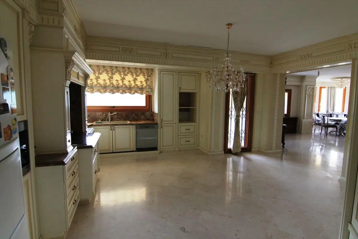 Apartment 325 m² in Thessaloniki - 9