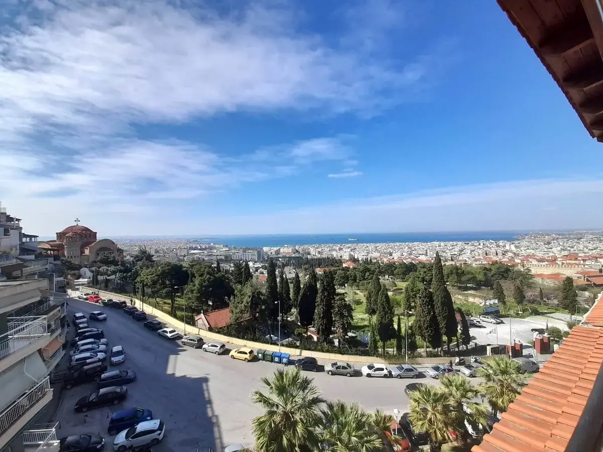 Apartment 135 m² in Thessaloniki