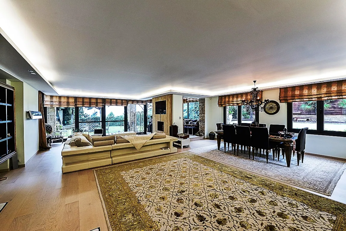 Villa 800 m² in Thessaloniki - 2