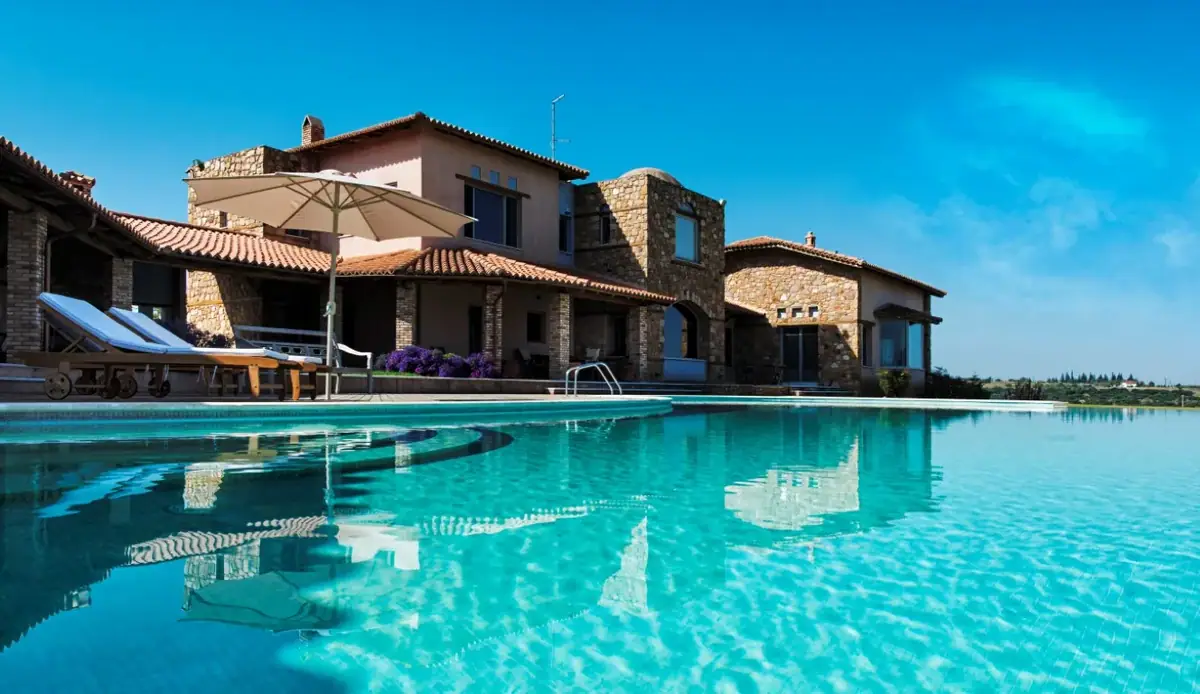 Villa 1700 m² in Thessaloniki suburbs