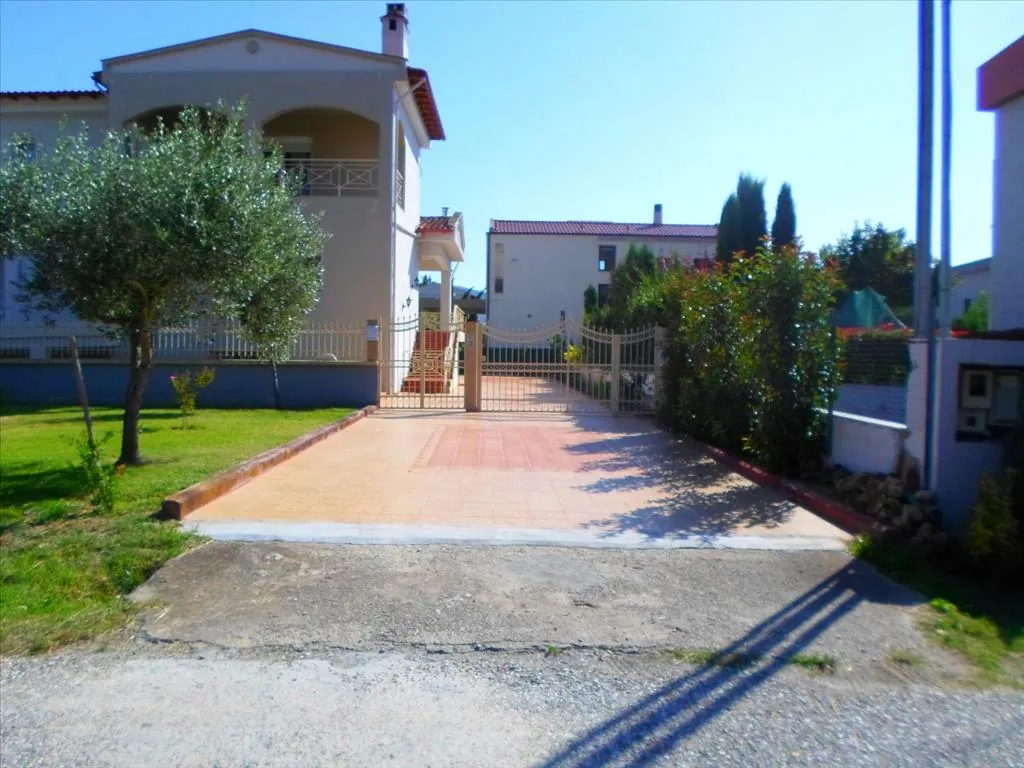 Villa 350 m² in Thessaloniki suburbs - 2