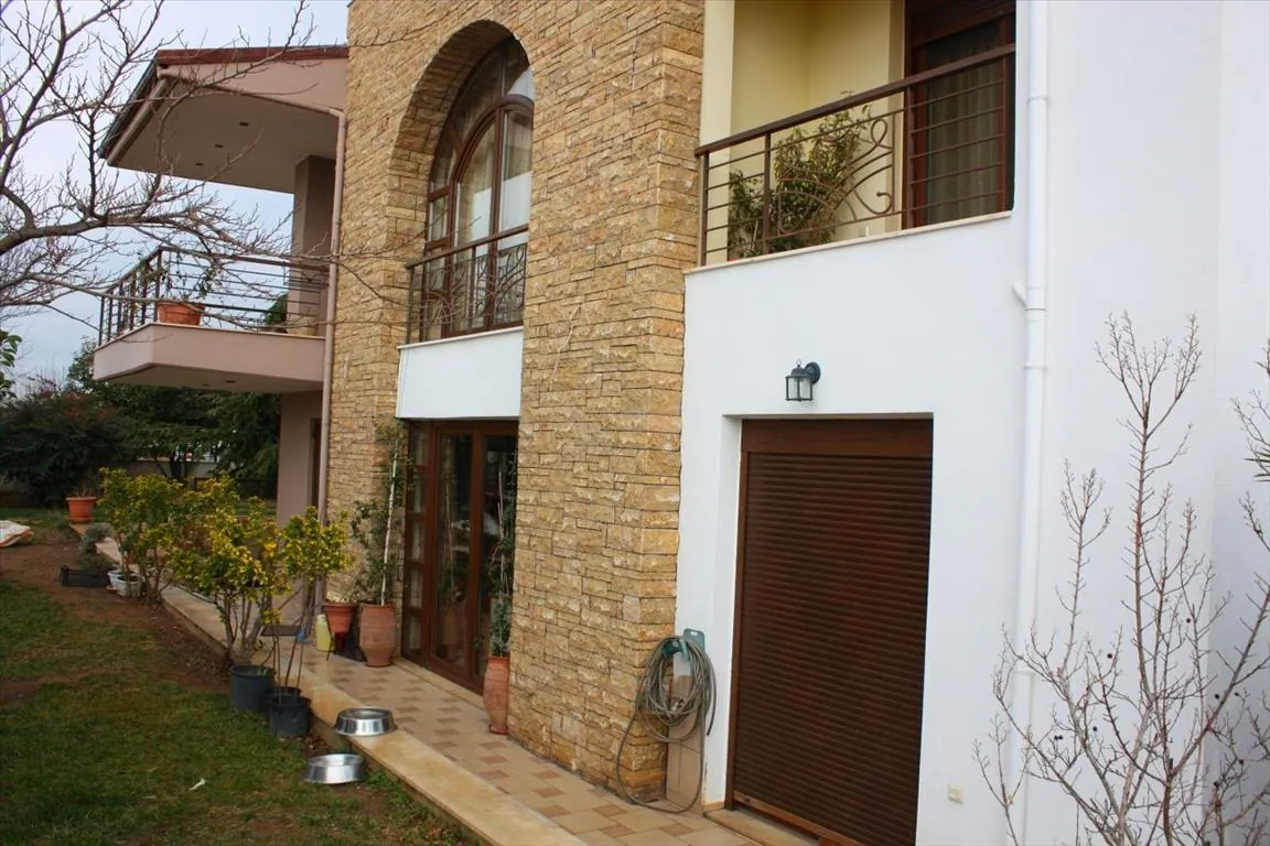 Villa 270 m² in Thessaloniki - 4