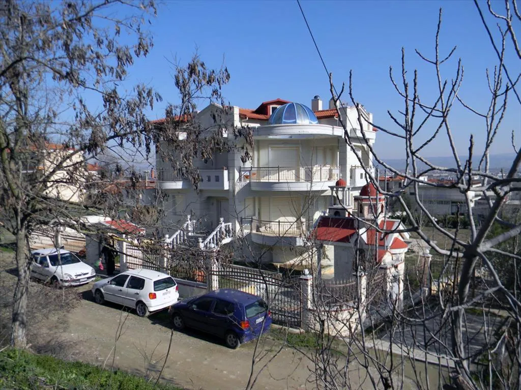 Villa 380 m² in Thessaloniki suburbs - 4