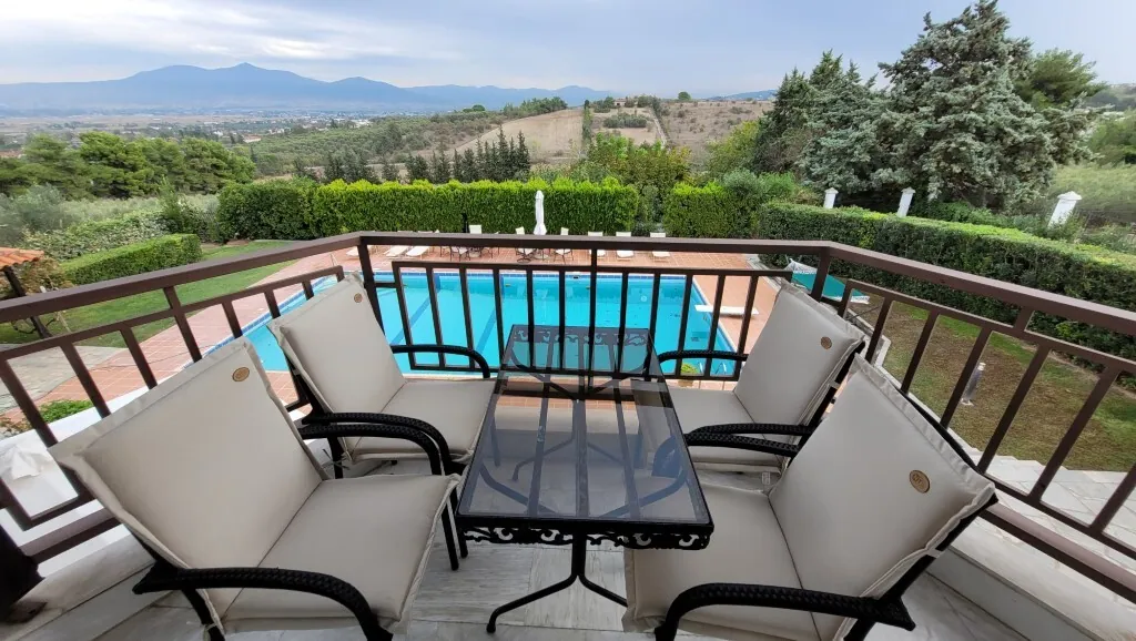 Villa 475 m² in Thessaloniki suburbs - 2