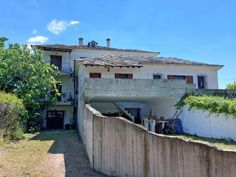 Villa 280 m² in Thessaloniki suburbs - 2