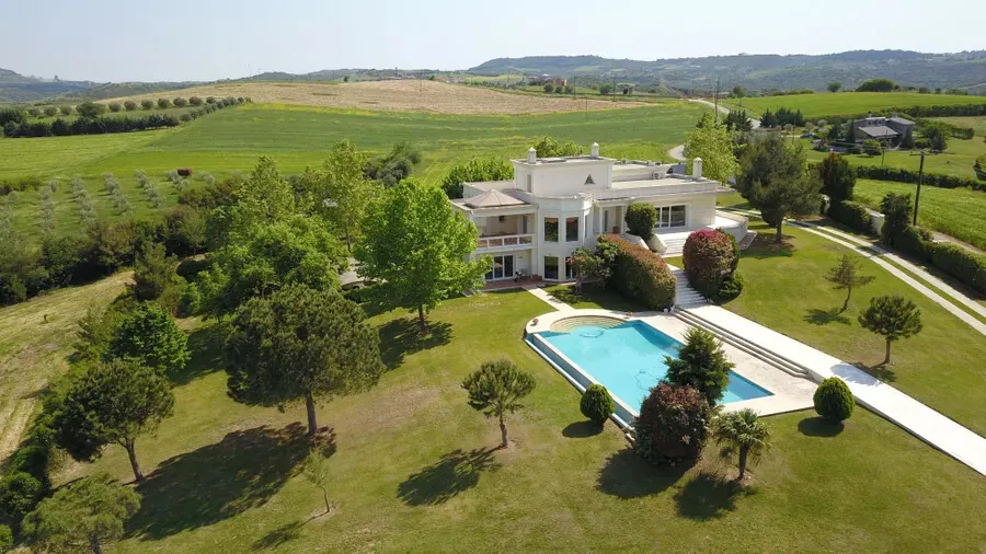 Villa 600 m² in Thessaloniki suburbs - 2