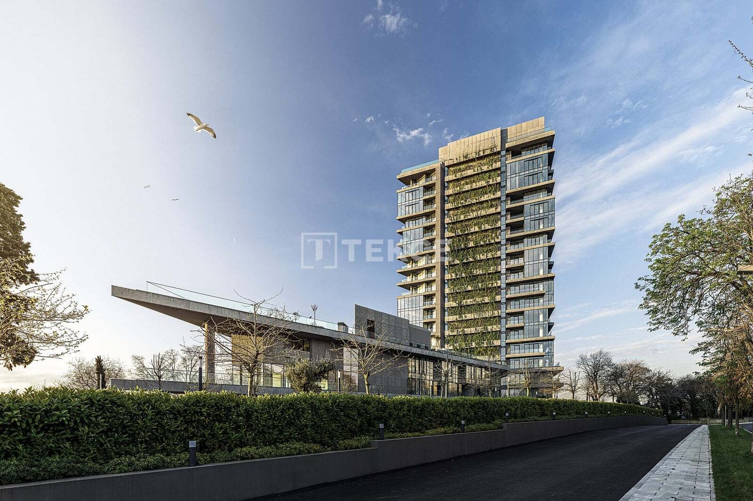 Apartments overlooking the marina in Bakırköy - 4
