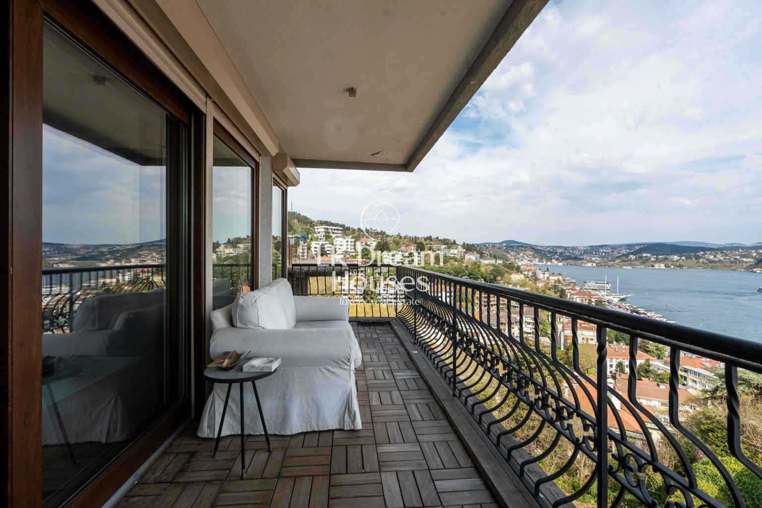Sea-view apartment in Bebek - 2