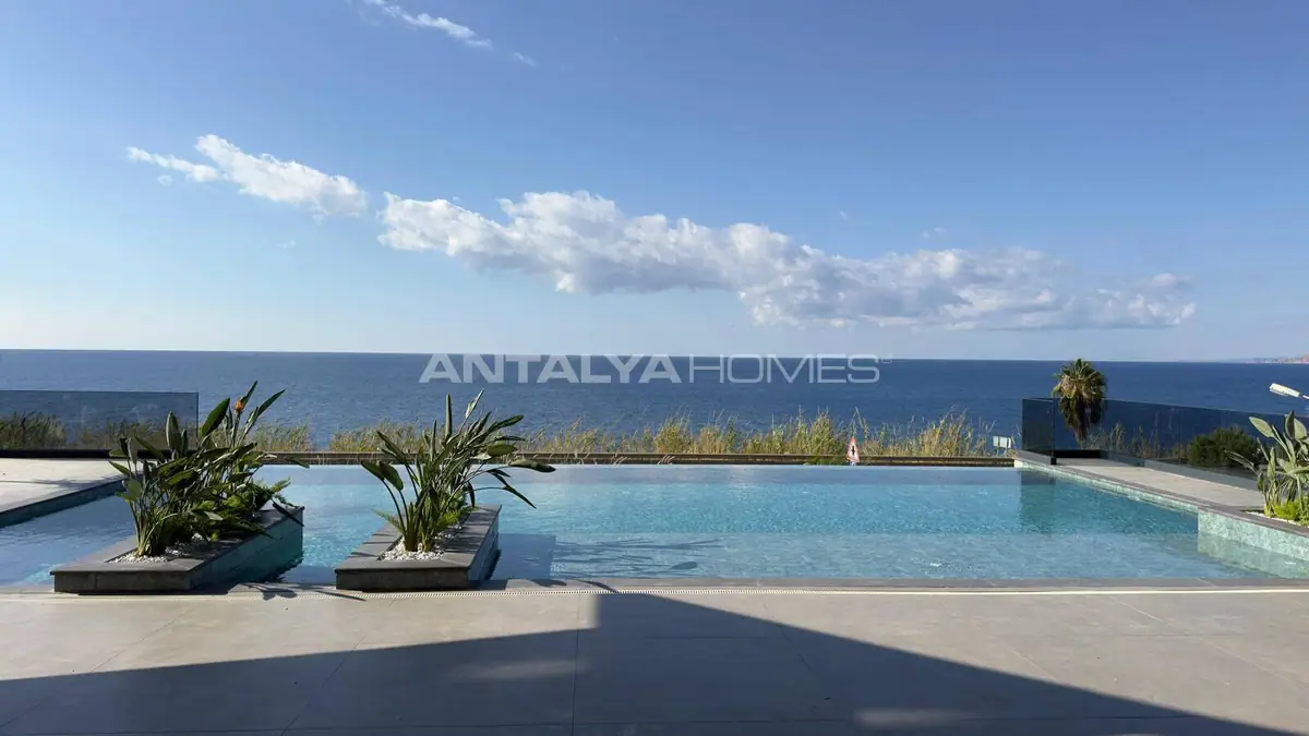 Commercial property 80 m² in Alanya - 2