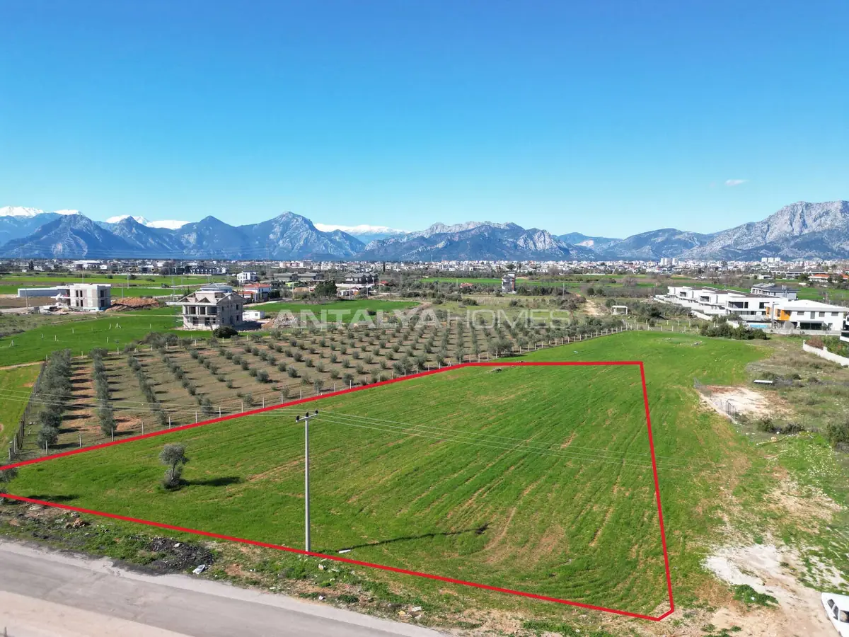 Land plot in Antalya - 2