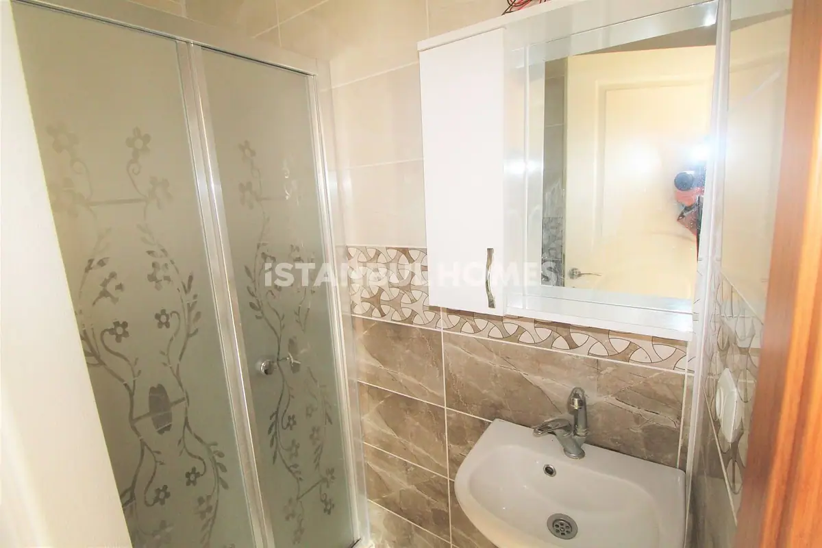 Apartment in Istanbul - 10