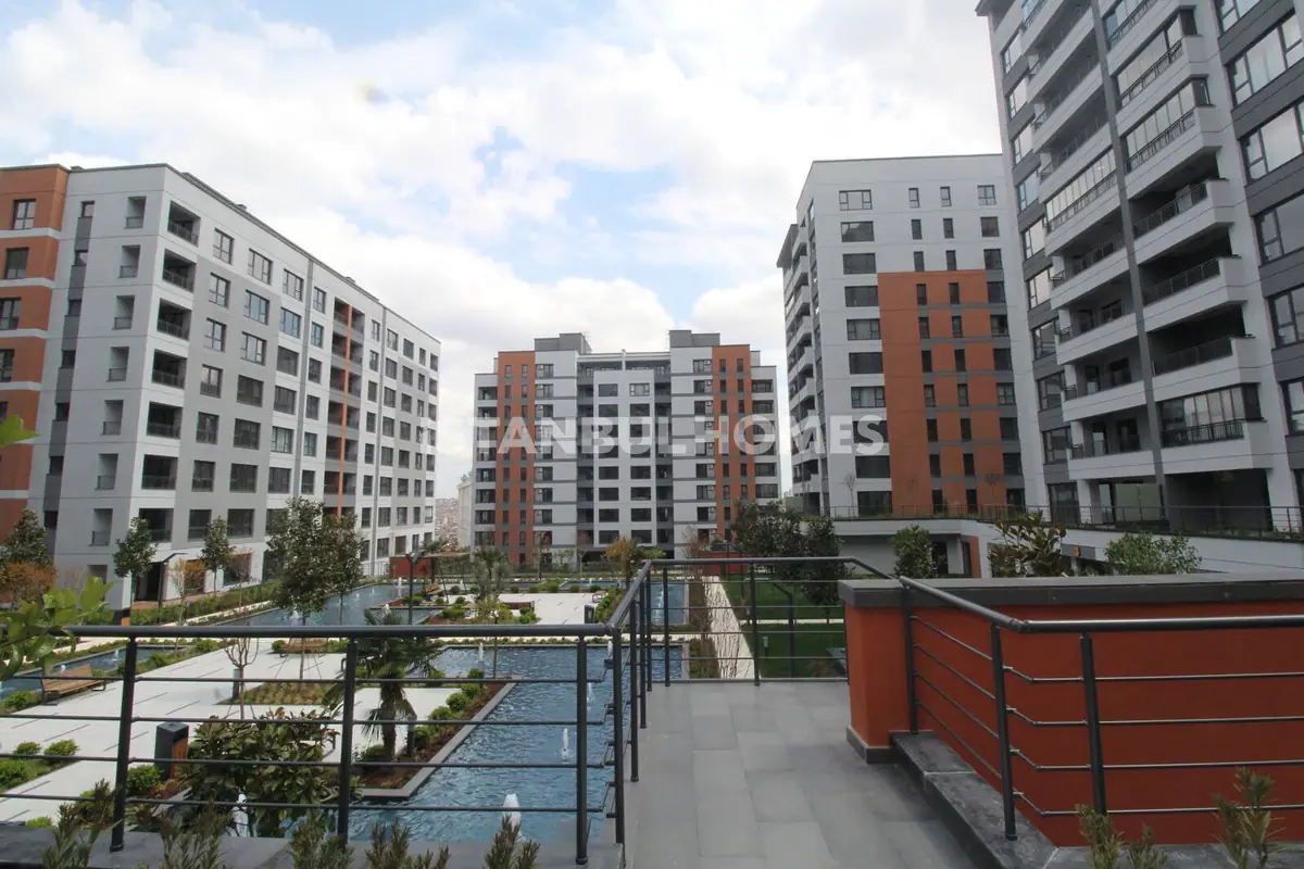 Apartment 130 m² in Istanbul - 8