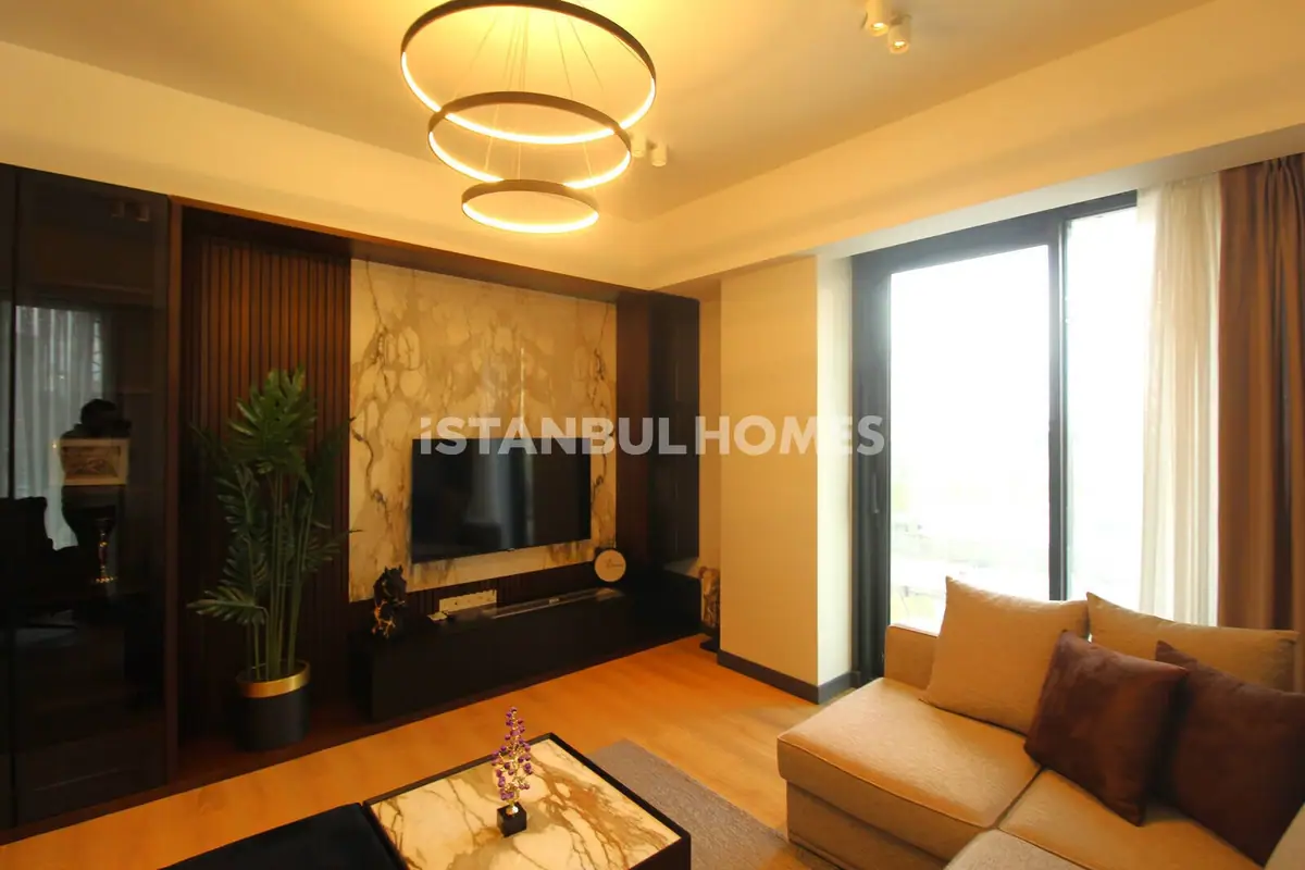 Apartment 81 m² in Istanbul - 2