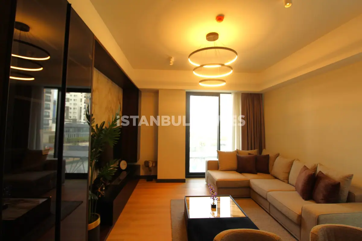 Apartment 81 m² in Istanbul - 3