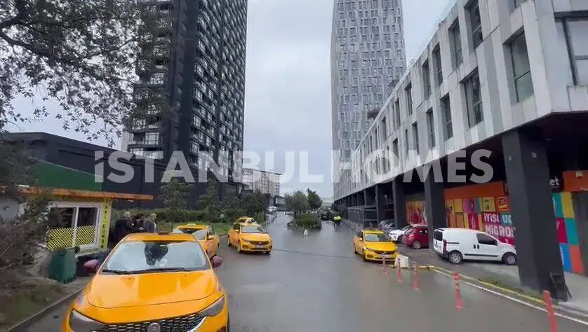 Commercial property in Istanbul - 3