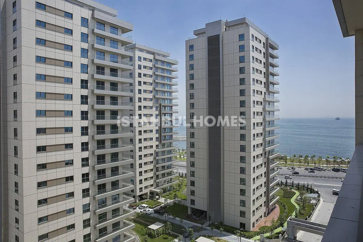 Apartment 85 m² in Istanbul - 2