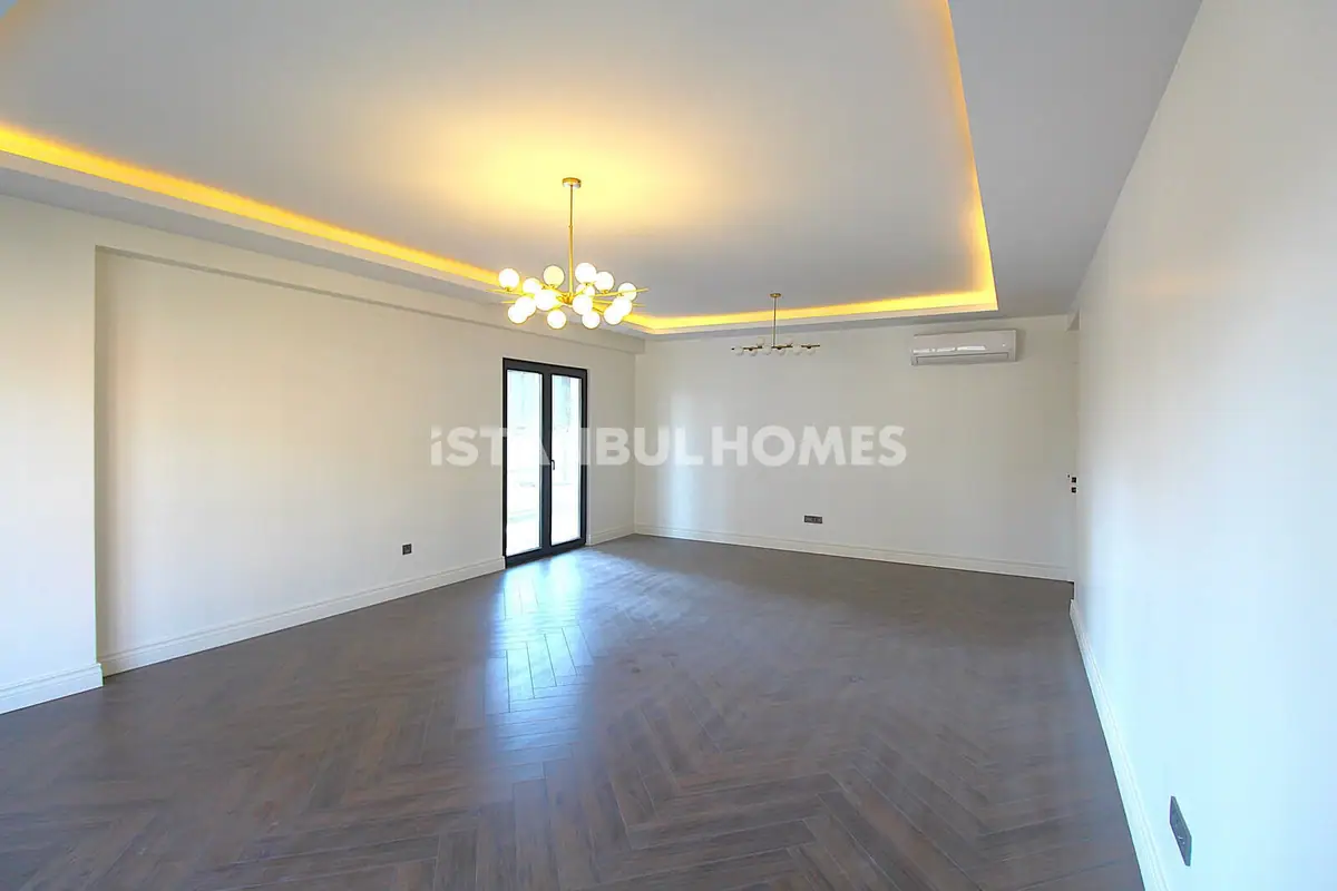 Apartment 230 m² in Istanbul - 8