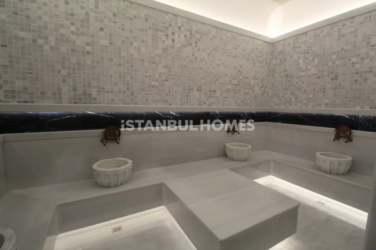 Apartment in Istanbul - 9
