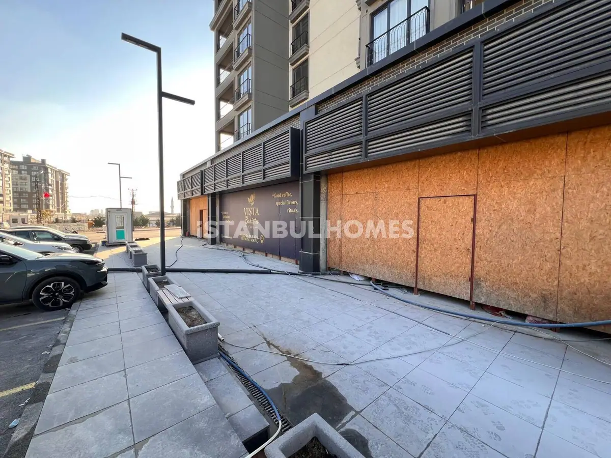 Commercial property in Istanbul - 2